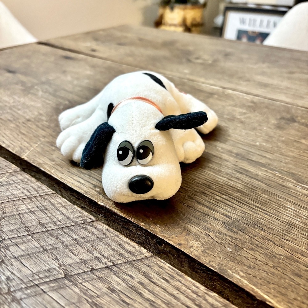 Vintage Pound Puppy‎ Black & White Spotted Dog Tonka Plush 1986 Pink Collar